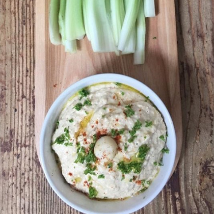 Macadamia Hummus